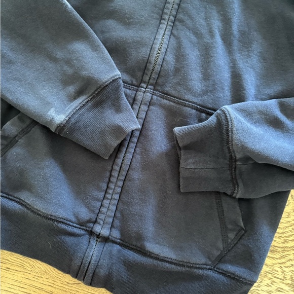 🍒4/$15 Boys Gap Navy Blue Zip-Up Hoodie - Picture 3 of 6